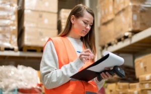 Femme - expertise solution de transport